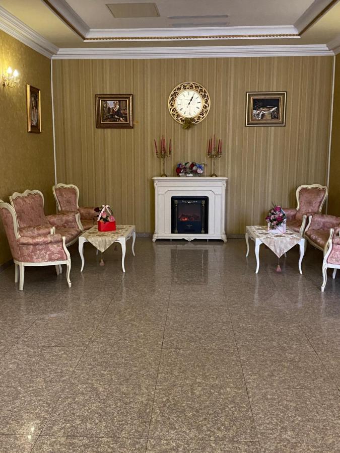 רומאן Hotel Onix מראה חיצוני תמונה